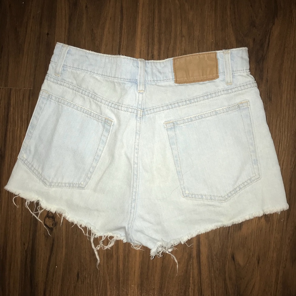 H&M Divided cut off shorts!